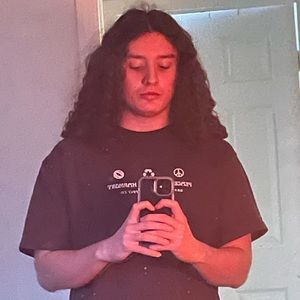 Meet your Posher, Justin